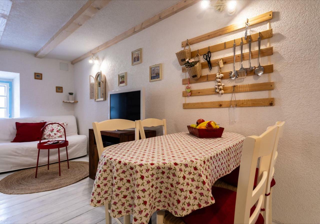 באסקה Apartman Valdi מראה חיצוני תמונה